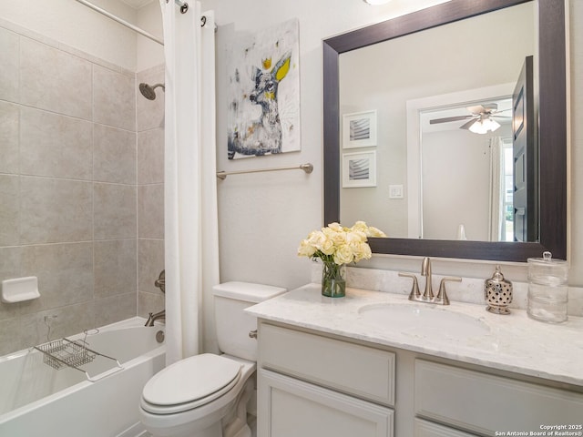 25022 Dulzura, San Antonio, TX 78261 - full bathroom featuring vanity, shower / bath combination with curtain, and a ceiling fan