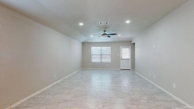 2076 Meadow Pipit, New Braunfels, TX 78130 - unfurnished room with ceiling fan and recessed lighting