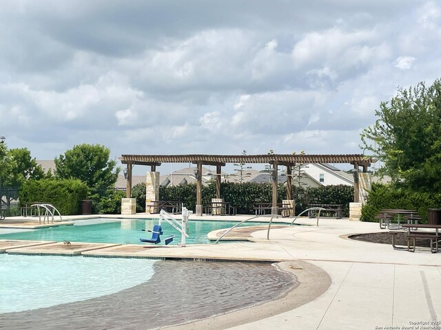 2076 Meadow Pipit, New Braunfels, TX 78130 - community pool featuring a patio area