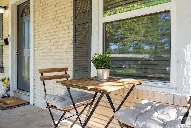 338 Tomrob Dr, San Antonio, TX 78220 - view of porch