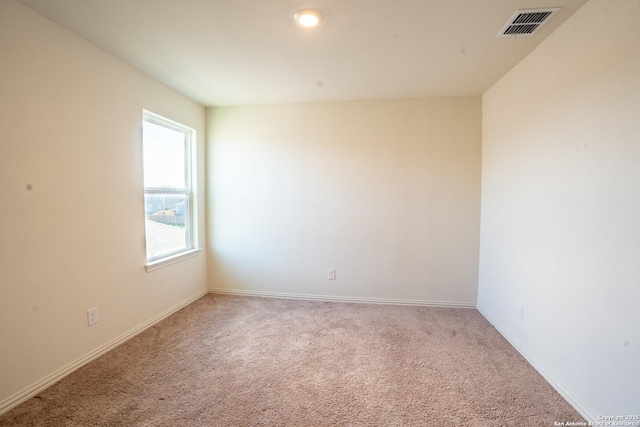 7335 Sharma Vly, San Antonio, TX 78252 - empty room featuring light carpet