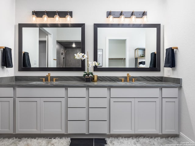 555 Mystic Pkwy, Spring Branch, TX 78070 - bathroom with double vanity