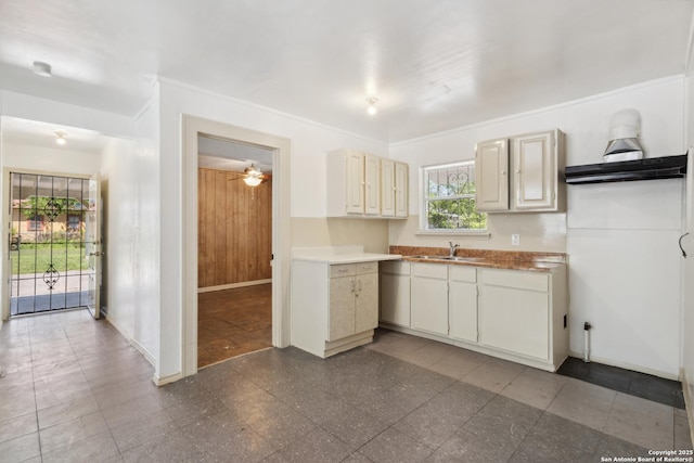 2121 San Fernando, San Antonio, TX 78207 - kitchen with light countertops and ornamental molding