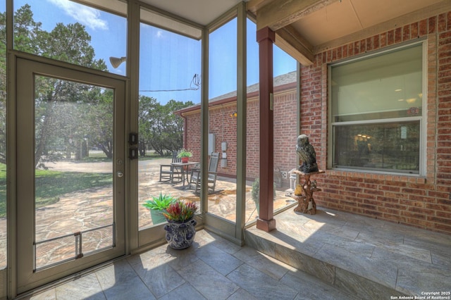 577 River Chase, New Braunfels, TX 78132 - view of unfurnished sunroom