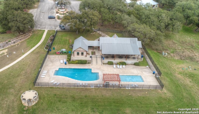 577 River Chase, New Braunfels, TX 78132 - view of swimming pool with a patio area