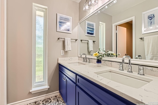 14339 Hill Prince, San Antonio, TX 78248 - full bath with double vanity and plenty of natural light