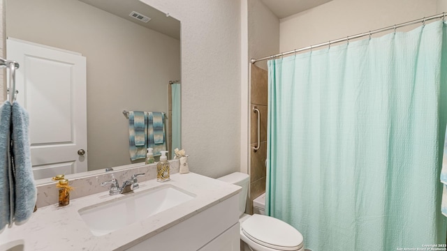 5322 Silent Dusk, Bulverde, TX 78163 - full bathroom featuring vanity and shower / bath combination with curtain