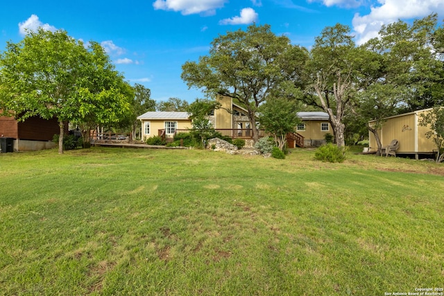 611 Wild Turkey, New Braunfels, TX 78132 - view of green lawn