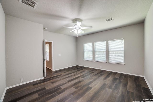 25547 Veining, San Antonio, TX 78261 - unfurnished room featuring a ceiling fan and dark wood finished floors