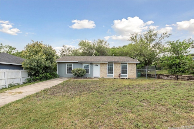 5311 Light House, San Antonio, TX 78242 - ranch-style house with driveway