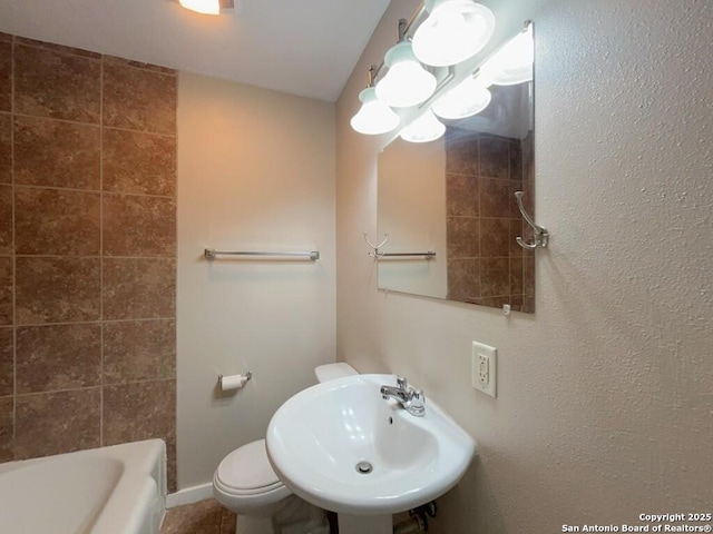 443 Seele, New Braunfels, TX 78130 - full bath with a sink and toilet