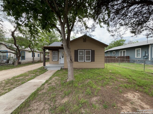 443 Seele, New Braunfels, TX 78130 - view of front facade featuring a porch