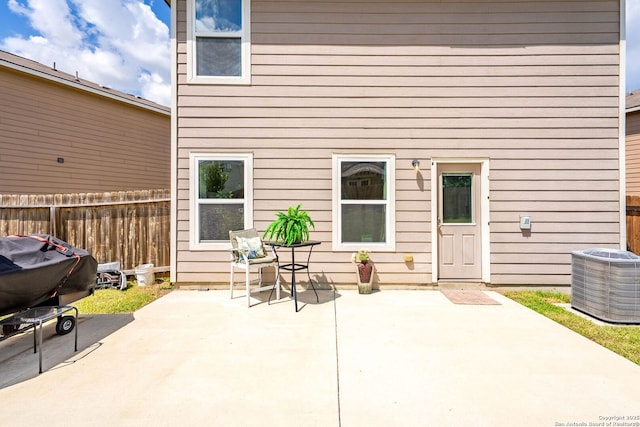 3827 Southton Vw, San Antonio, TX 78222 - view of patio / terrace