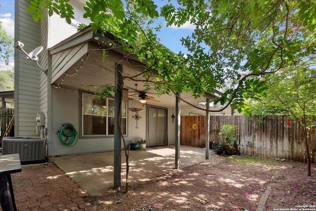 8143 Rustic Park, San Antonio, TX 78240 - back of property featuring a patio area and ceiling fan