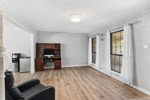 1654 Rob Roy, San Antonio, TX 78251 - living area featuring wood finished floors and baseboards