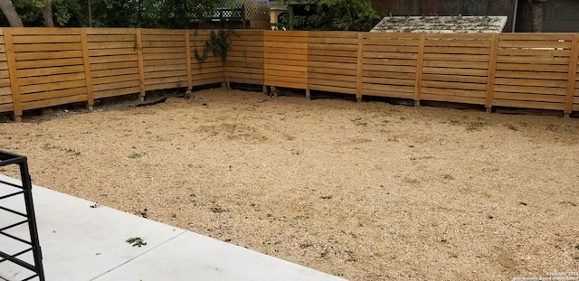 908 Camaron St, San Antonio, TX 78212 - view of yard