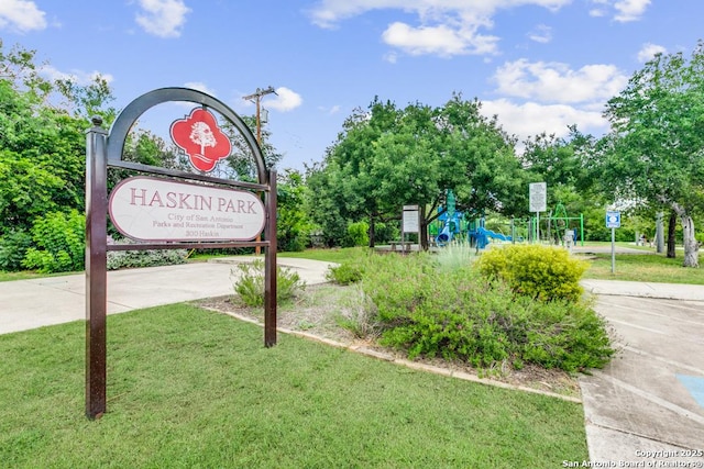 3035 Sir Phillip, San Antonio, TX 78209 - community / neighborhood sign featuring a yard