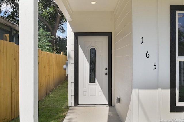 165 N San Felipe, San Antonio, TX 78237 - entrance to property
