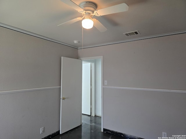 623 Coral Hbr, San Antonio, TX 78251 - unfurnished room featuring a ceiling fan and a smoke detector