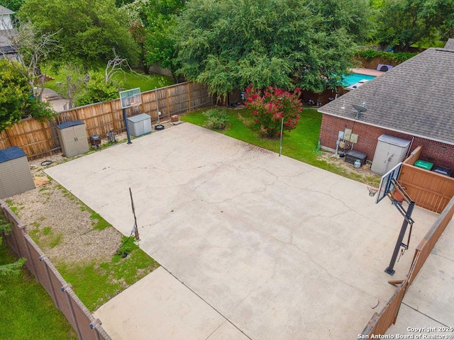 26304 Tiffnilee, San Antonio, TX 78255 - fenced backyard with a patio