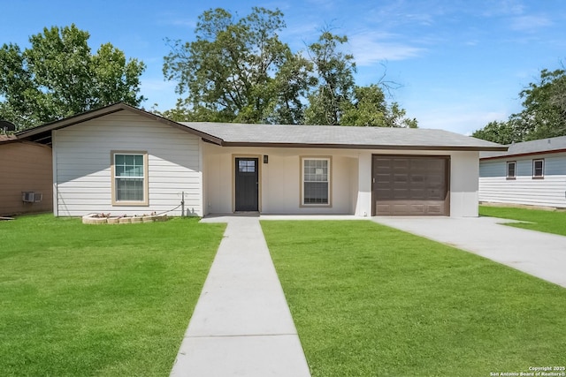192 Meadow, New Braunfels, TX 78130 - ranch-style house featuring a front lawn, an attached garage, and concrete driveway