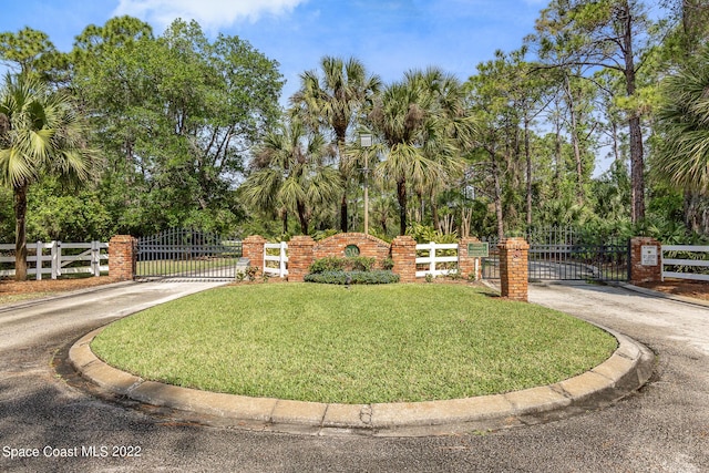5423 Emma Lake Ct, Melbourne, FL 32934