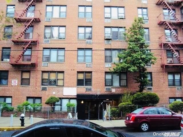 83-30 Vietor Ave Unit 107, Elmhurst NY, 11373, 1 bedrooms, 1 bath condo for sale