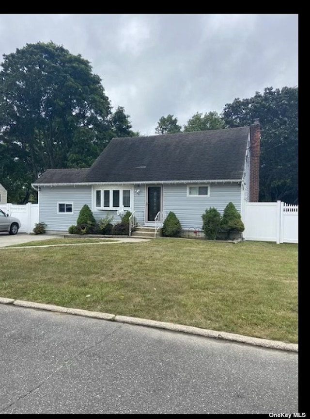 6 21st Ave, Bay Shore NY, 11706, 7 bedrooms, 3 baths house for sale