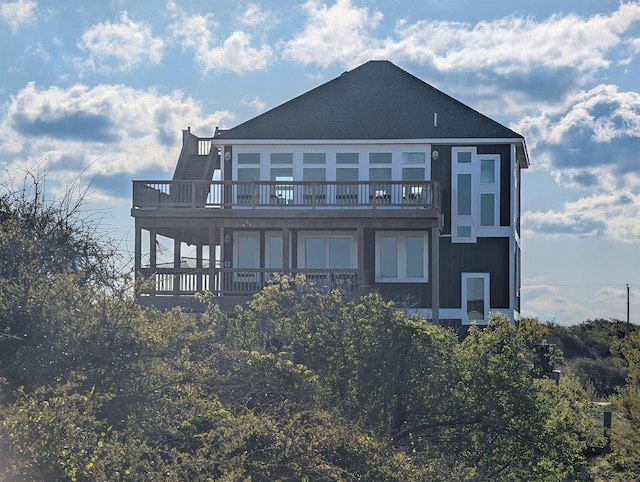 1556 Sandpiper Rd Lot # 33, Corolla, NC 27927 - rear view of house featuring a shingled roof