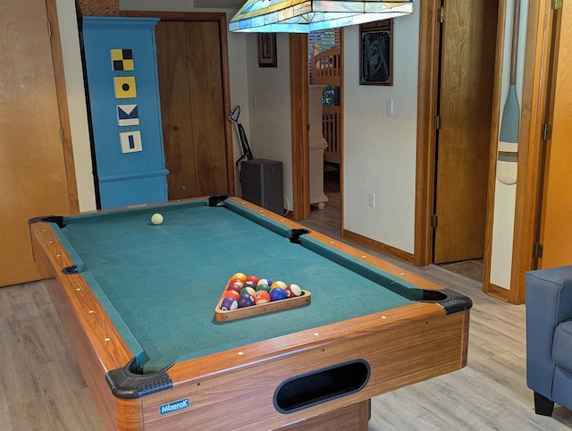 rec room featuring light wood-type flooring, pool table, and baseboards