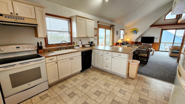 kitchen featuring open floor plan, a peninsula, white electric range, under cabinet range hood, and a sink