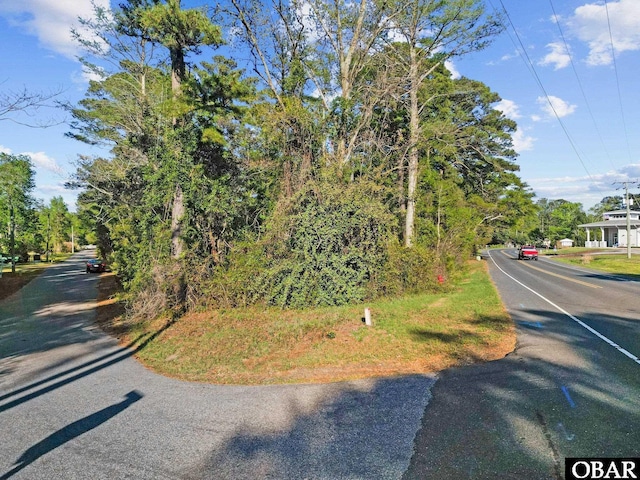 864 W Kitty Hawk Rd, Kitty Hawk, NC 27949