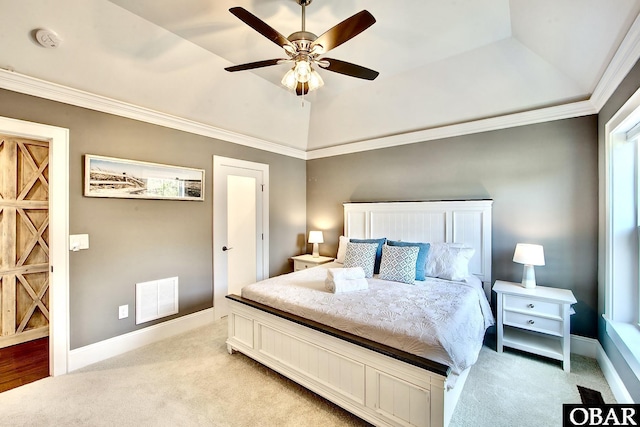 bedroom featuring visible vents, ceiling fan, baseboards, light colored carpet, and ornamental molding