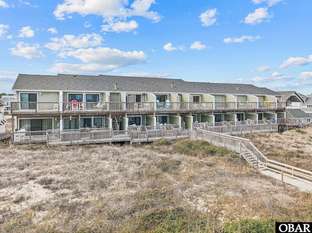 2035 S Virginia Dare Trl Unit 7, Kill Devil Hills, NC 27948 - rear view of property featuring a residential view