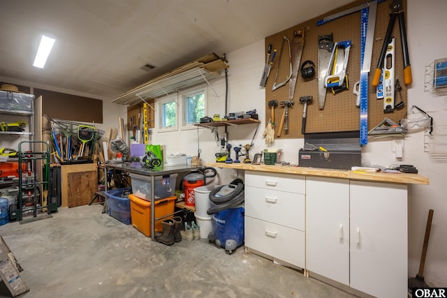 41 Eagles Nest Ln Lot 372, Southern Shores, NC 27949 - misc room with a workshop area and unfinished concrete flooring