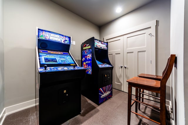 playroom featuring carpet, baseboards, and recessed lighting