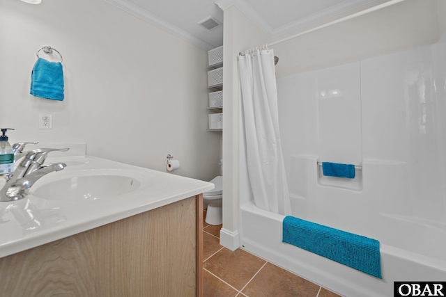 full bath featuring tile patterned flooring, ornamental molding, shower / tub combo with curtain, toilet, and a sink