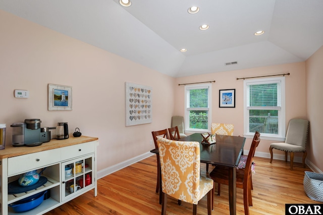 dining room with visible vents, baseboards, recessed lighting, and light wood-style floors