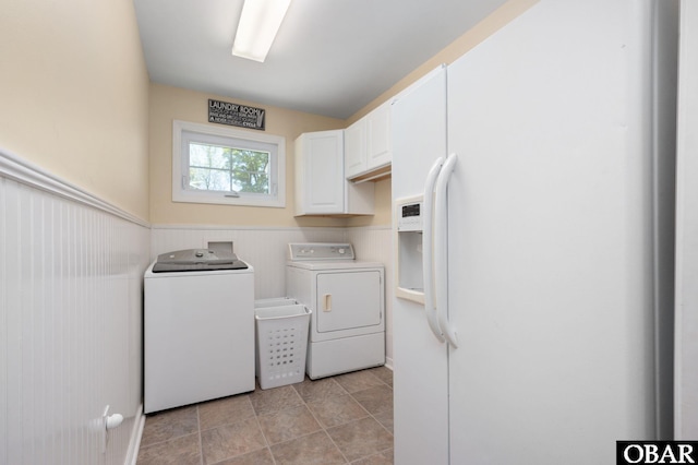 147 Dr Newbern Rd Lot # 3, Powells Point, NC 27966 - clothes washing area featuring cabinet space, independent washer and dryer, and wainscoting