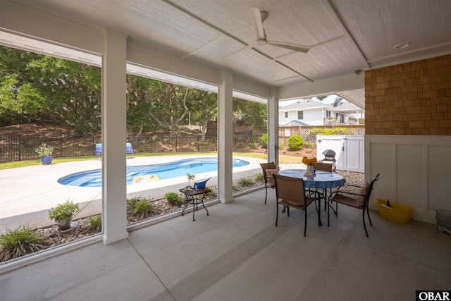 197 Wax Myrtle Trl Lot # 15R, Southern Shores, NC 27949 - view of swimming pool with a ceiling fan, outdoor dining area, a patio, and a fenced backyard