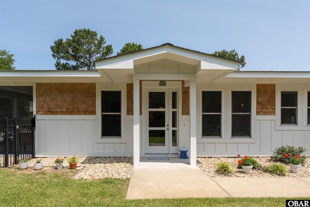 197 Wax Myrtle Trl Lot # 15R, Southern Shores, NC 27949 - entrance to property with board and batten siding