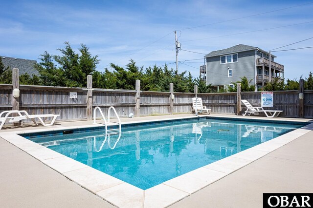 23212 Sea Oats Dr Lot 18, Rodanthe, NC 27968 - community pool with a patio and fence