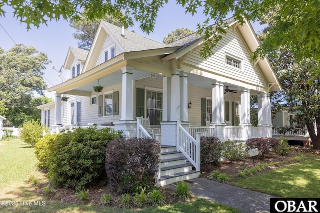 505 N Broad St, Edenton, NC 27932 - greek revival house featuring ceiling fan, a shingled roof, covered porch, and a front yard