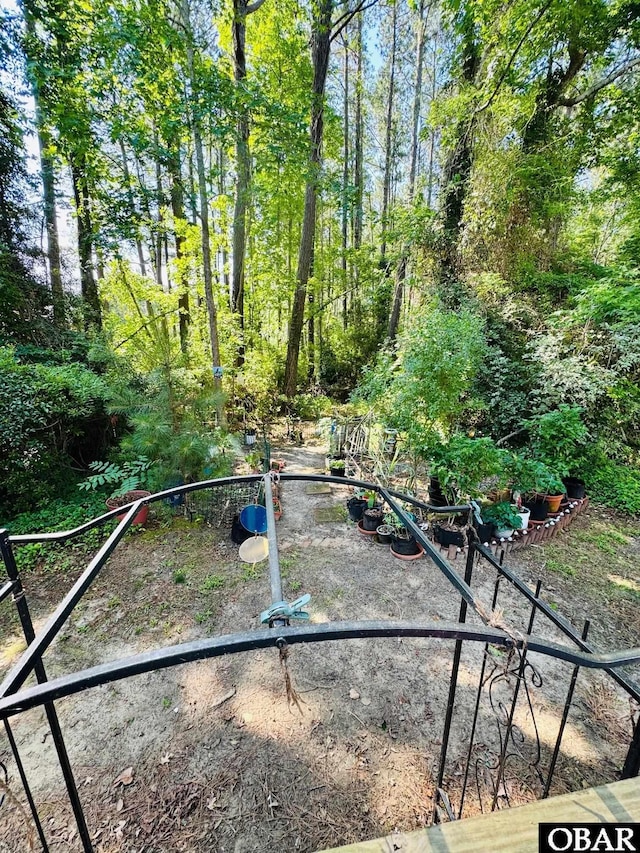 25 Croatan Ct Unit 25, Manteo, NC 27954 - view of yard