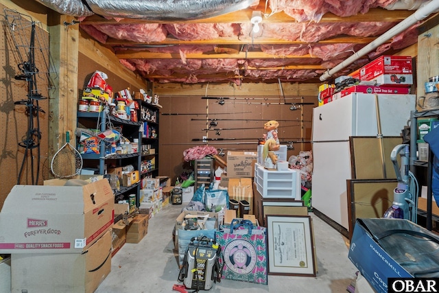 409 W Raceview Ct Lot # 35, Nags Head, NC 27959 - garage featuring freestanding refrigerator