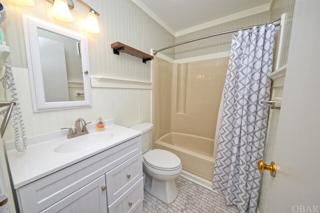 24256 Resort Rodanthe Dr Unit 6B, Rodanthe, NC 27968 - full bathroom with toilet, shower / tub combo, wainscoting, vanity, and tile patterned flooring