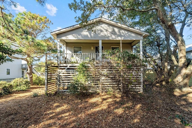 view of front of house featuring a porch