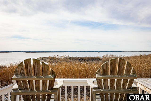 view of water feature