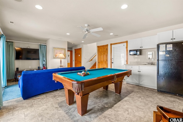 recreation room with a ceiling fan, recessed lighting, billiards, and a sink