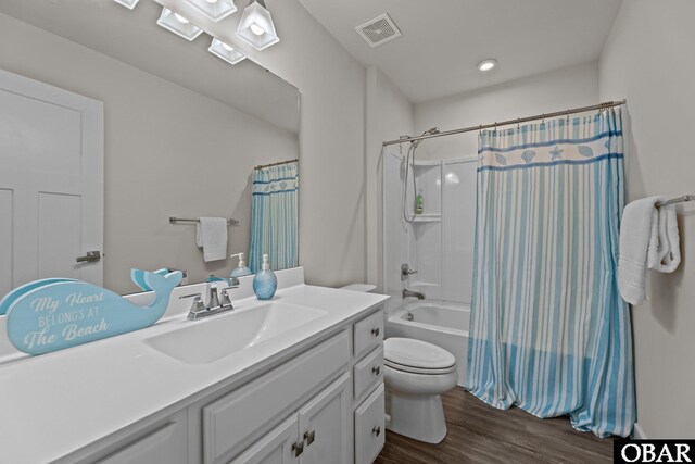 307 Sunny Lk Lot 106, Moyock, NC 27958 - full bath with vanity, wood finished floors, shower / bath combination with curtain, and recessed lighting
